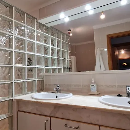 Sunny Arco Retreat Apartment Arco da Calheta (Madeira)
