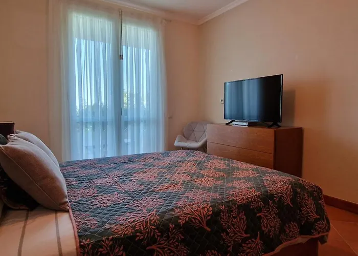 公寓 Sunny Arco Retreat *